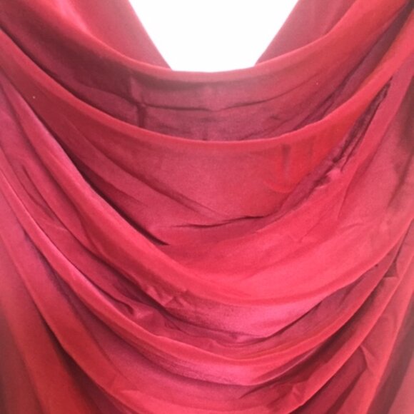 Shiny little red dress - Picture 3 of 4